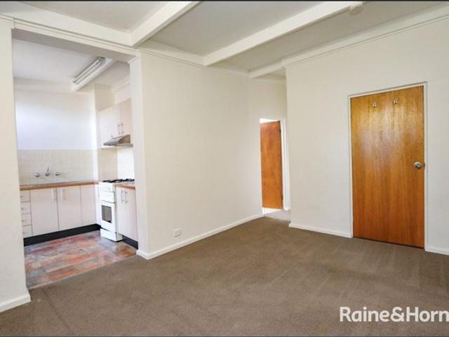 Located in the CBD Available 23/10/26 !