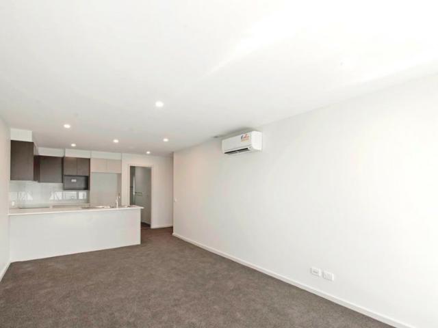 Located In The Center Of Braddon!