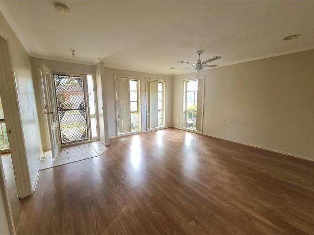 Located in the heart of The Lakes in South Morang!