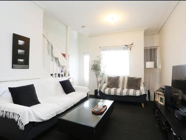 Located in the Heart of Kensington!