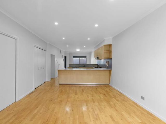 Located in the heart of Mildura, this fantastic work from home opportunity awaits!