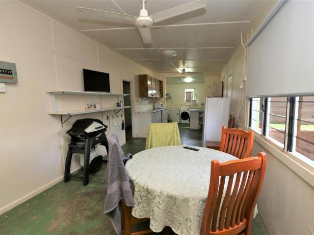 Furnished Staff Accommodation with Secure Yard – Central Katherine