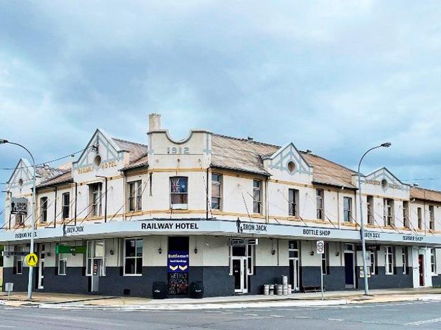 Located inside The Railway Hotel. Just a short drive to Hunter Valley Wine Country! Available rooms in description