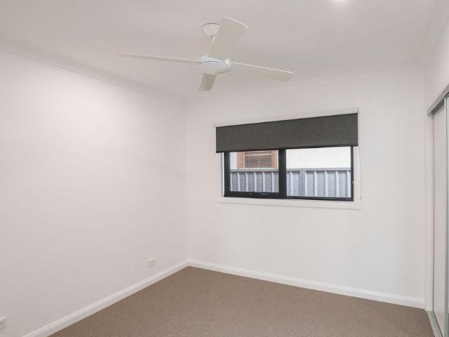 Located just a short stroll to CBD & restaurants