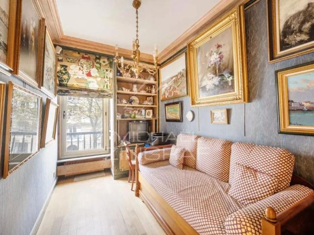 Location 4 chambres Emile Deschanel Vue Tour Eiffel Climatisation Bail Code Civil