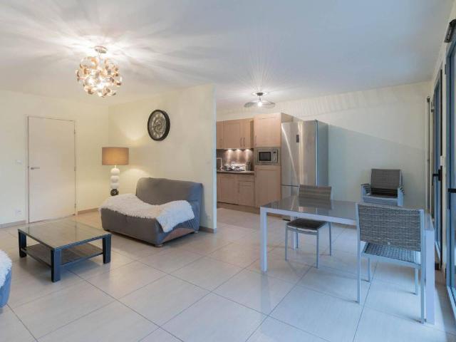 Location 4P+C en centre ville d'Annecy