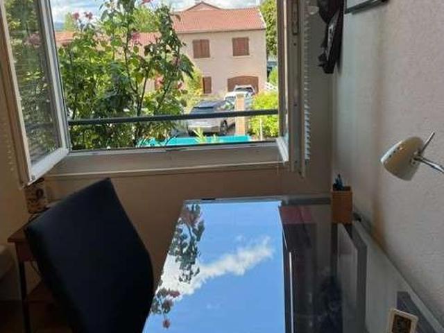 Location 5 pièces meublée de 100 m² à Clermont Ferrand