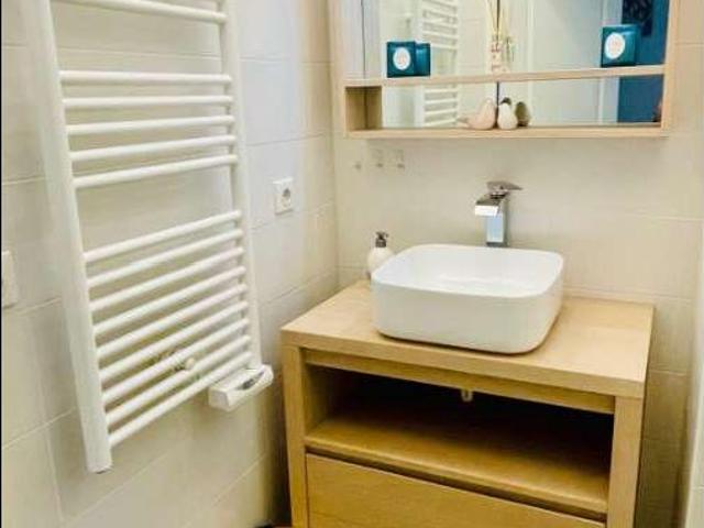 Location 5 pièces meublée de 92 m² à Courbevoie