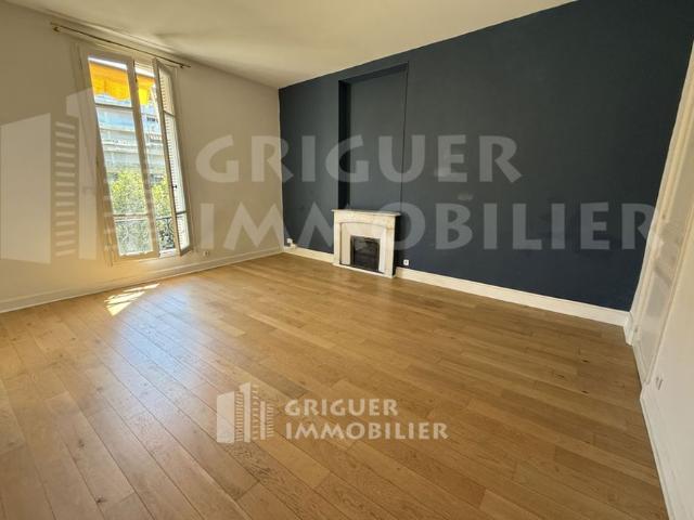 Location 5 pieces Nice centre ville