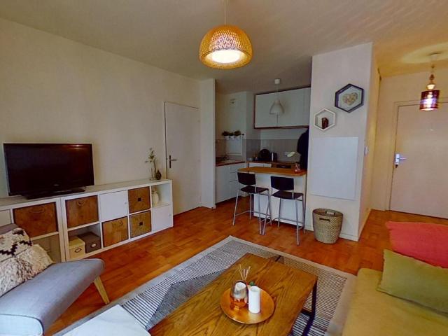 Location 5 Rue de la Barbacane Saint Denis 93200 T2 Meublé 1270 €CC Plusse