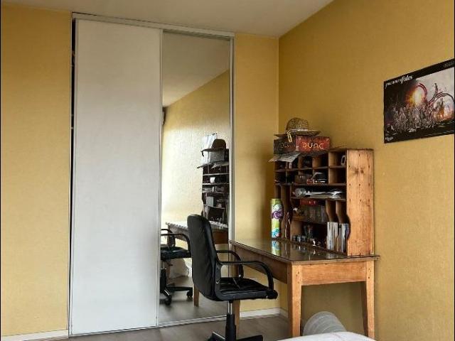 location 6 pièces meublée de 100 m² à Grenoble