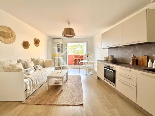 LOCATION 7 MOIS – NICE LE PORT – 2P 48M² AVEC TERRASSE ET VUE ME