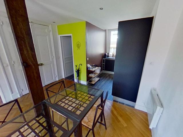 Location 7 rue Saint Martin Paris 75004 T2 Meublé 2432.05 €CC Plusse