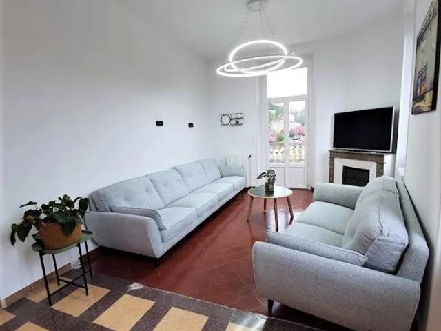 Location 8 chambres meublées spécial étudiants