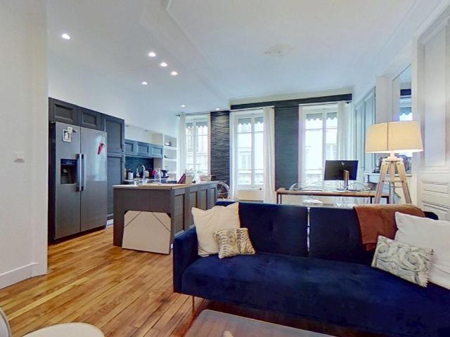 Location 8 cours Vitton Lyon 69006 T3 Meublé 1640 €CC Plusse