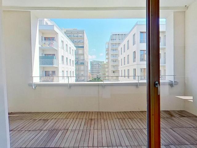 Location 8 rue du Docteur Socrate Saint Ouen sur Seine 93400 305 T4 Non meublé 1856.8 €CC Plusse