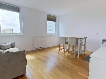 Location 12 allée Éric Chabeur Paris 75013 T1 Meublé 1180 €CC Plusse