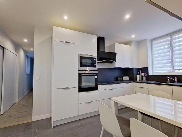Location 142 rue du Président Wilson Levallois Perret 92300 T4 Meublé 2780 €CC Plusse