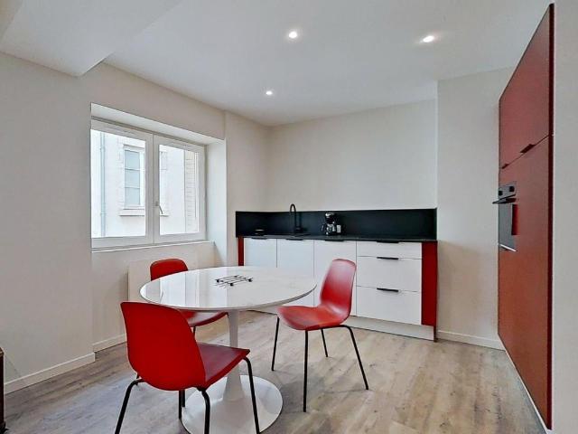 Location 1 rue Donnée Lyon 69001 T1 Meublé 990 €CC Plusse