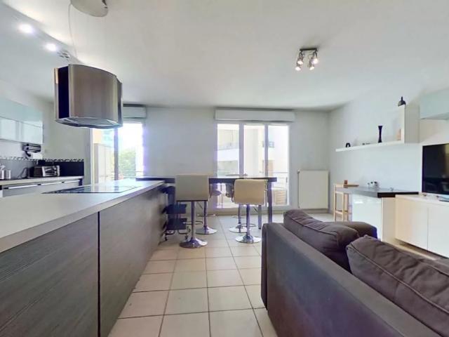 Location 26 Rue Du Chapeau Rouge Lyon 69009 T3 Meublé 1200 €CC Plusse