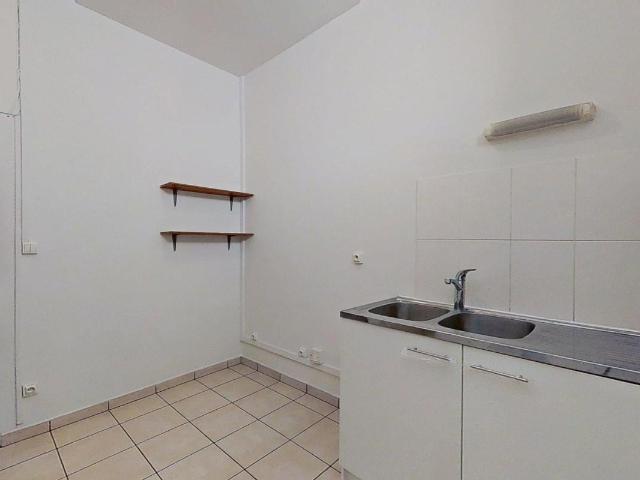 Location 26 rue Paul Bert Lyon 69003 1er étage T1 Non meublé 595 €CC Plusse