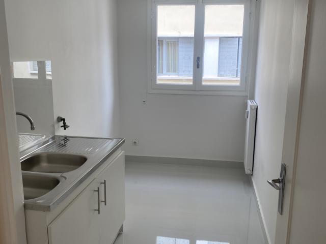 LOCATION 2 P 50m2 COLONEL DRIANT NICE NORD
