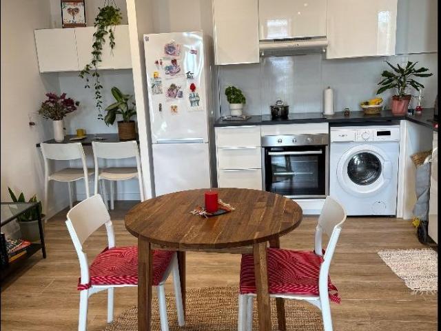 Location 2 pièces meublée de 47 m² à Marseille