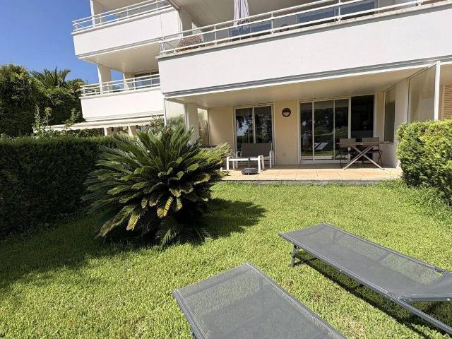 Location 2 pièces meublée, rez de jardin, Basse Californie Canne