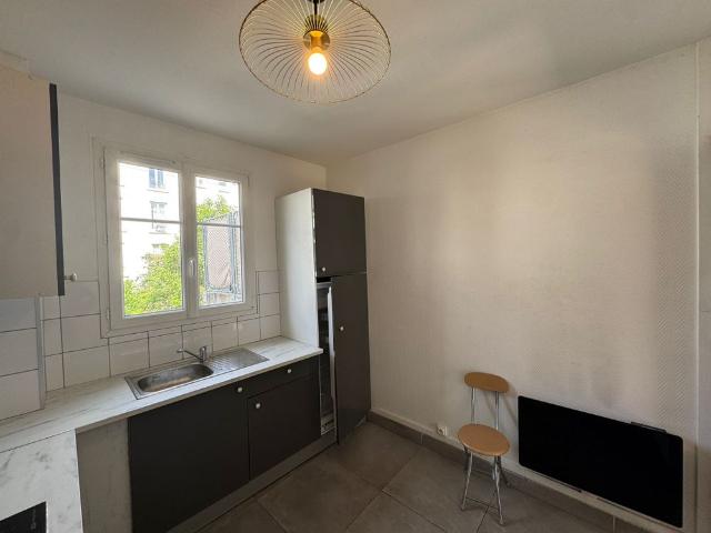 location 2 pieces Paris 20e
