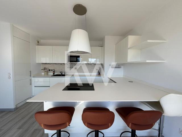 LOCATION: 2p 46m² balcon parking Nanterre
