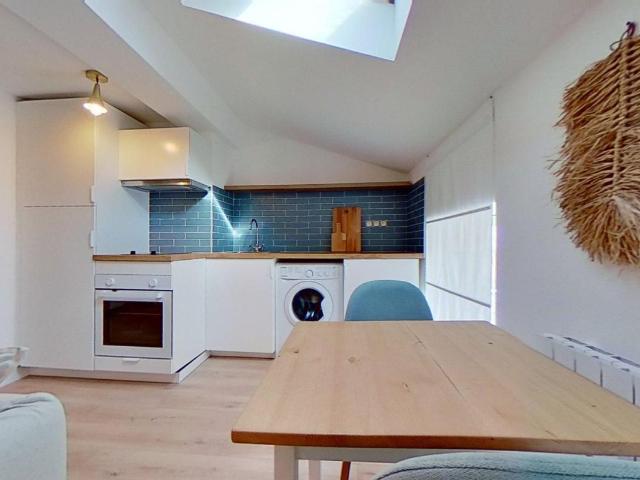 Location 32 rue Victor Hugo Lyon 69002 T1 Meublé 895 €CC Plusse