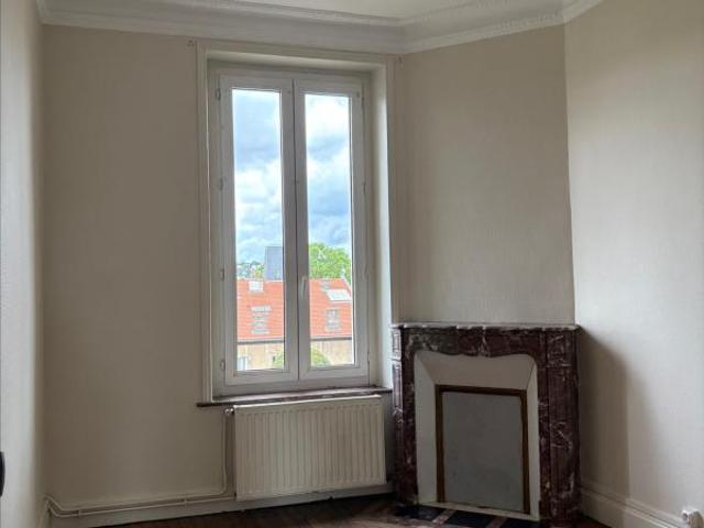 location t3 55 m² nancy 54000