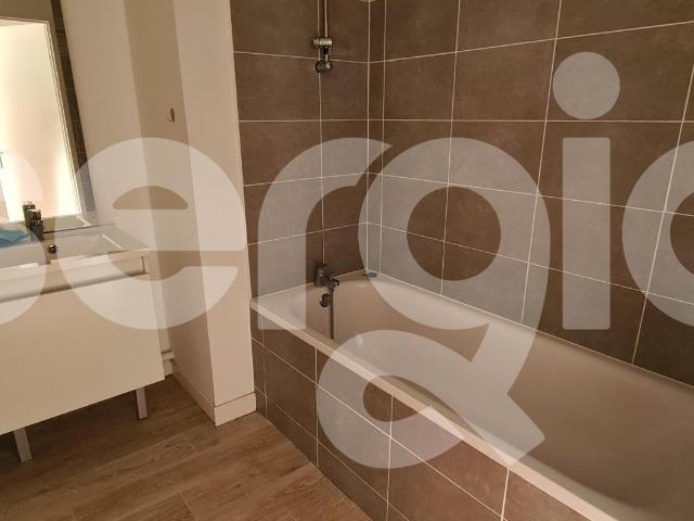 location t3 59 m² amiens 80000