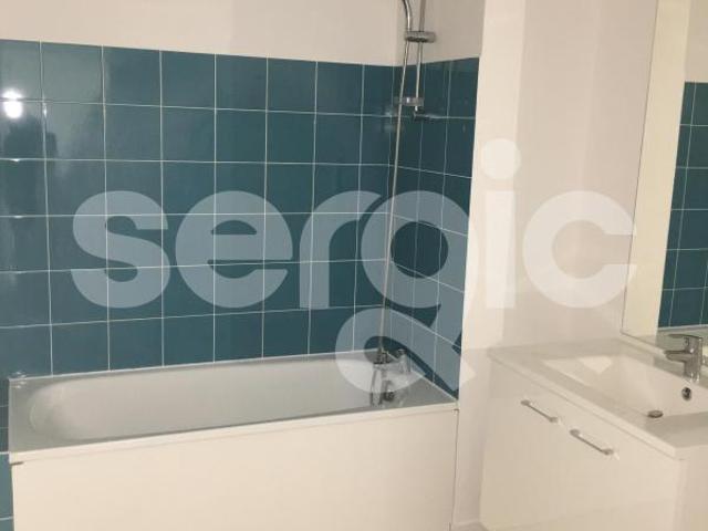 location t3 62 m² savigny le temple 77176