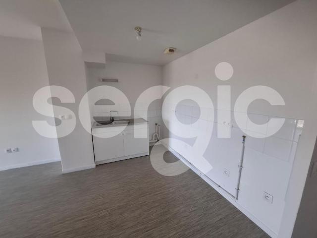 location t3 67 m² savigny le temple 77176