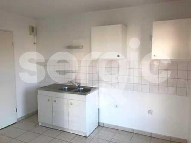 location t3 65 m² tourcoing 59200