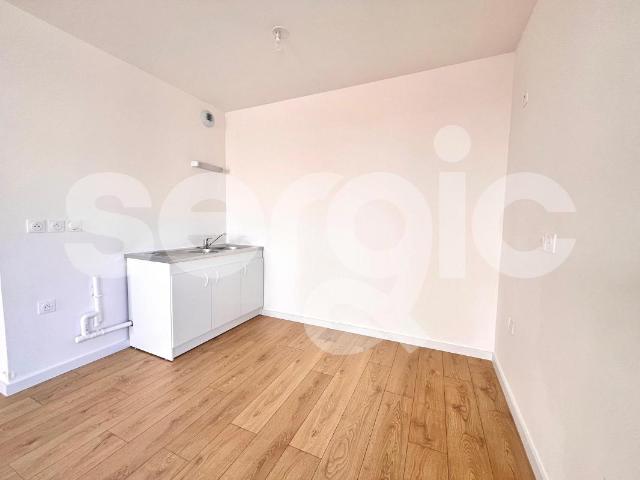 location t3 66 m² arras 62000