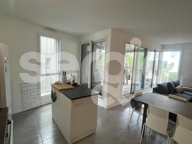 location t3 66 m² bordeaux 33800