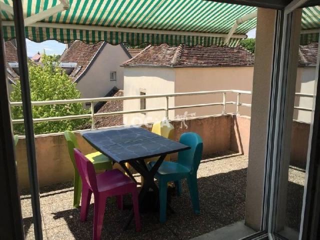Location T3 70 m² à Longvic 815 ¤ CC /mois