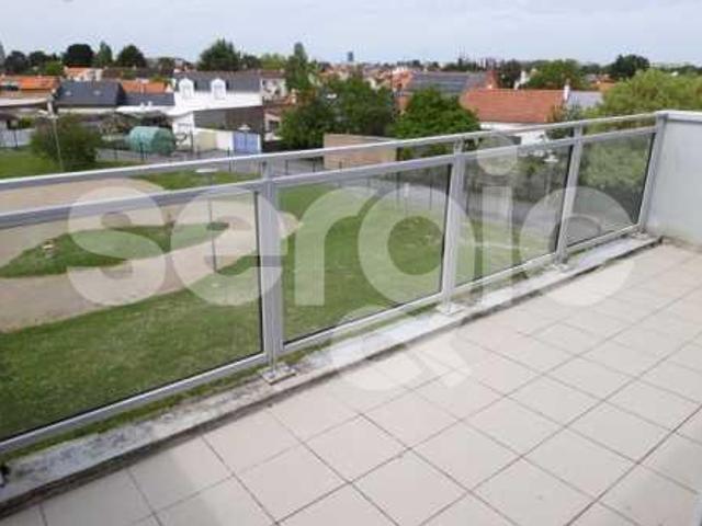 location t3 72 m² reze 44400