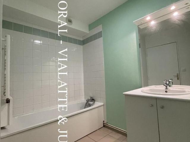 LOCATION T3 AMBERIEU EN BUGEY