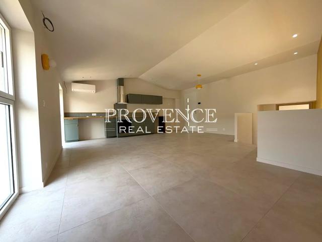 LOCATION T3 AVEC TERRASSE & PETIT JARDIN