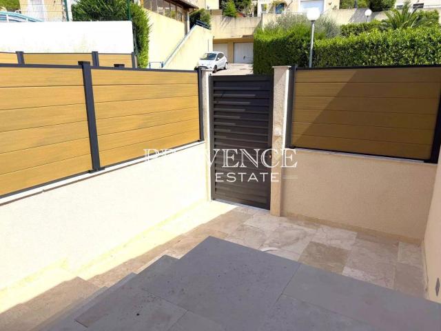 LOCATION T3 AVEC TERRASSE & PETIT JARDIN
