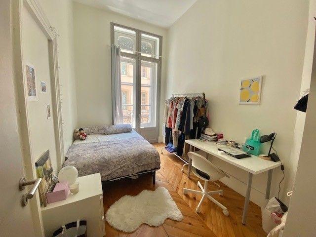 Location T3 de 65 m² Capitole proche Fermat avec petit balcon, 31
