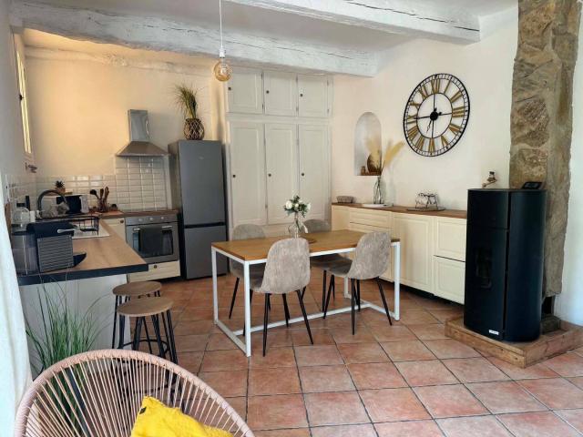 Location T3 meublé de standing 83m² au sol – Évenos Le Broussan – BAIL MOBILITÉ Octobre à Avril