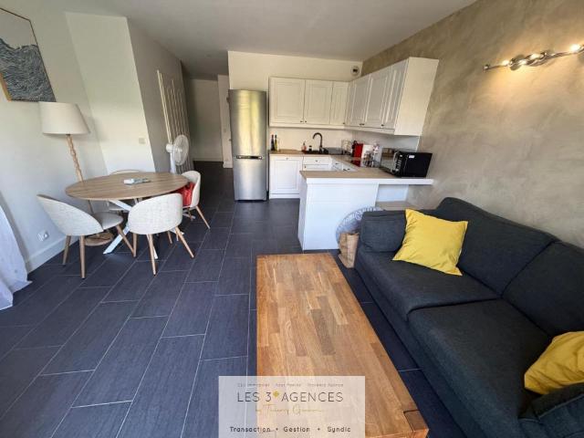 Location T3 Meublé La Mole | Les 3 Agences