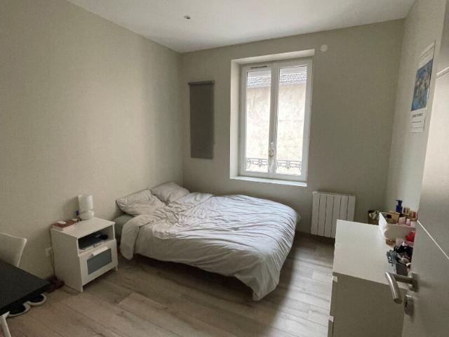 LOCATION T3 OULLINS