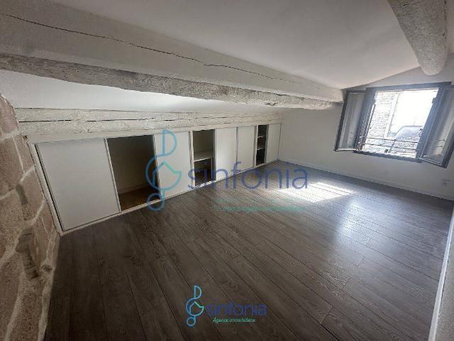 Location T3 rénové en coeur de village
