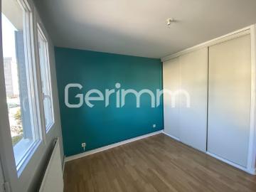 LOCATION T3 SEYSSINET PARISET 21C AVENUE ARISTIDE BERGES