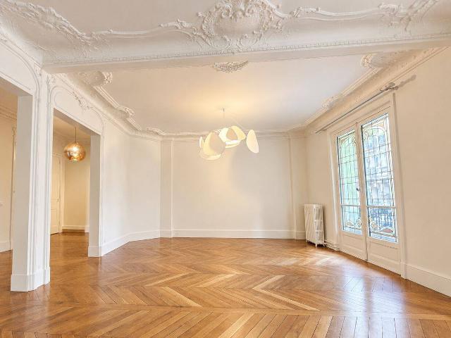 Location T3 spacieux, non meublé PARIS 18 LAMARCK